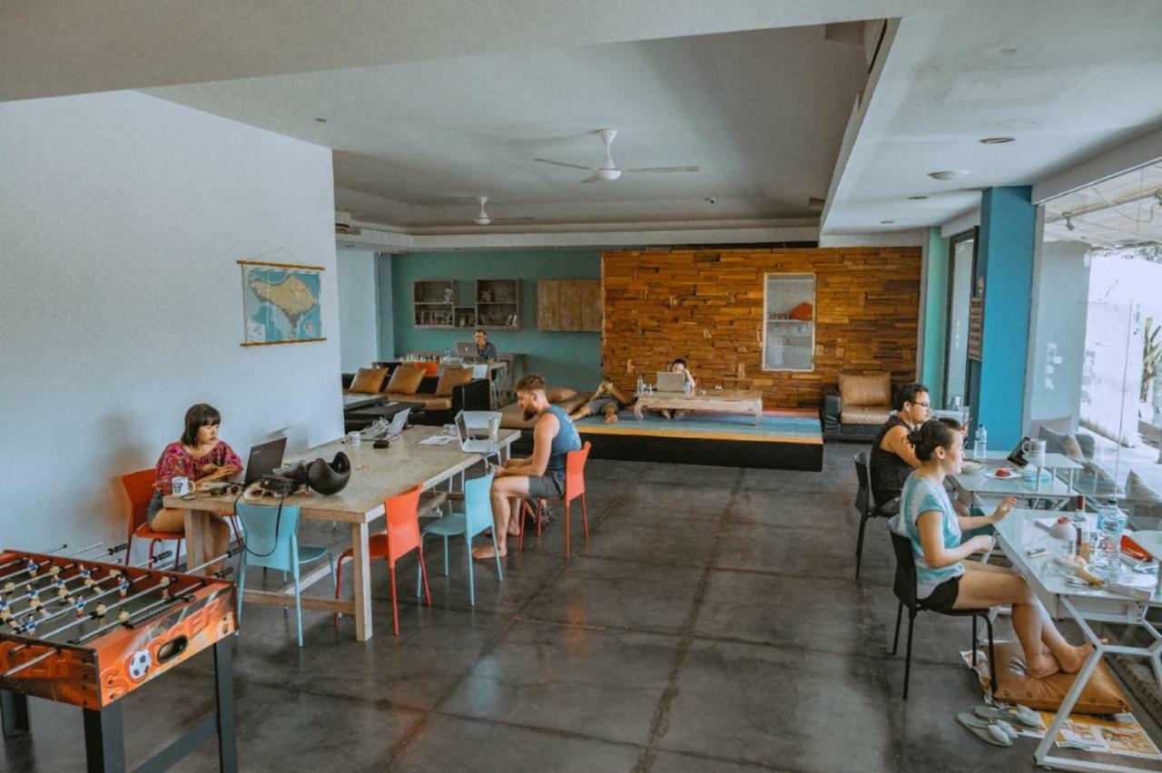 Cozy Bobo Hostel Seminyak Exteriör bild
